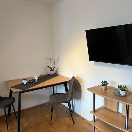 Einzimmerwohnung Im Gruenen/Innsbruck/2 Pax Екстериор снимка